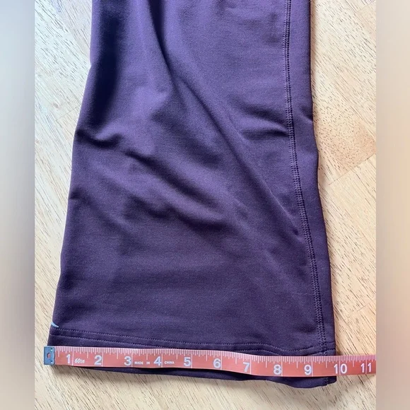 Patagonia Cool Wear Flare Refective Leggings Sz M Purple Wide Leg Athletic wear - Picture 12 of 12